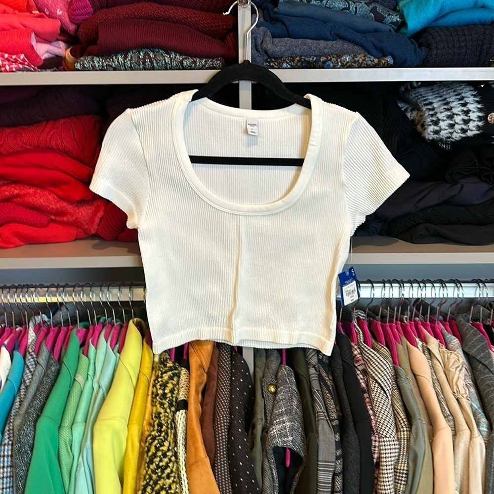 Arizona Jean Co white short sleeve scoop neck crop top size juniors L NWT